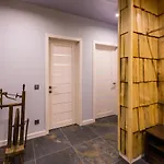 Apartment подобово в новобудові велика британія шевченка 19в